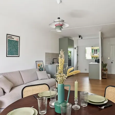 Designer Flat, Luxurious, Close From Palais, Terrasse, Private Garage, Air Conditoning *